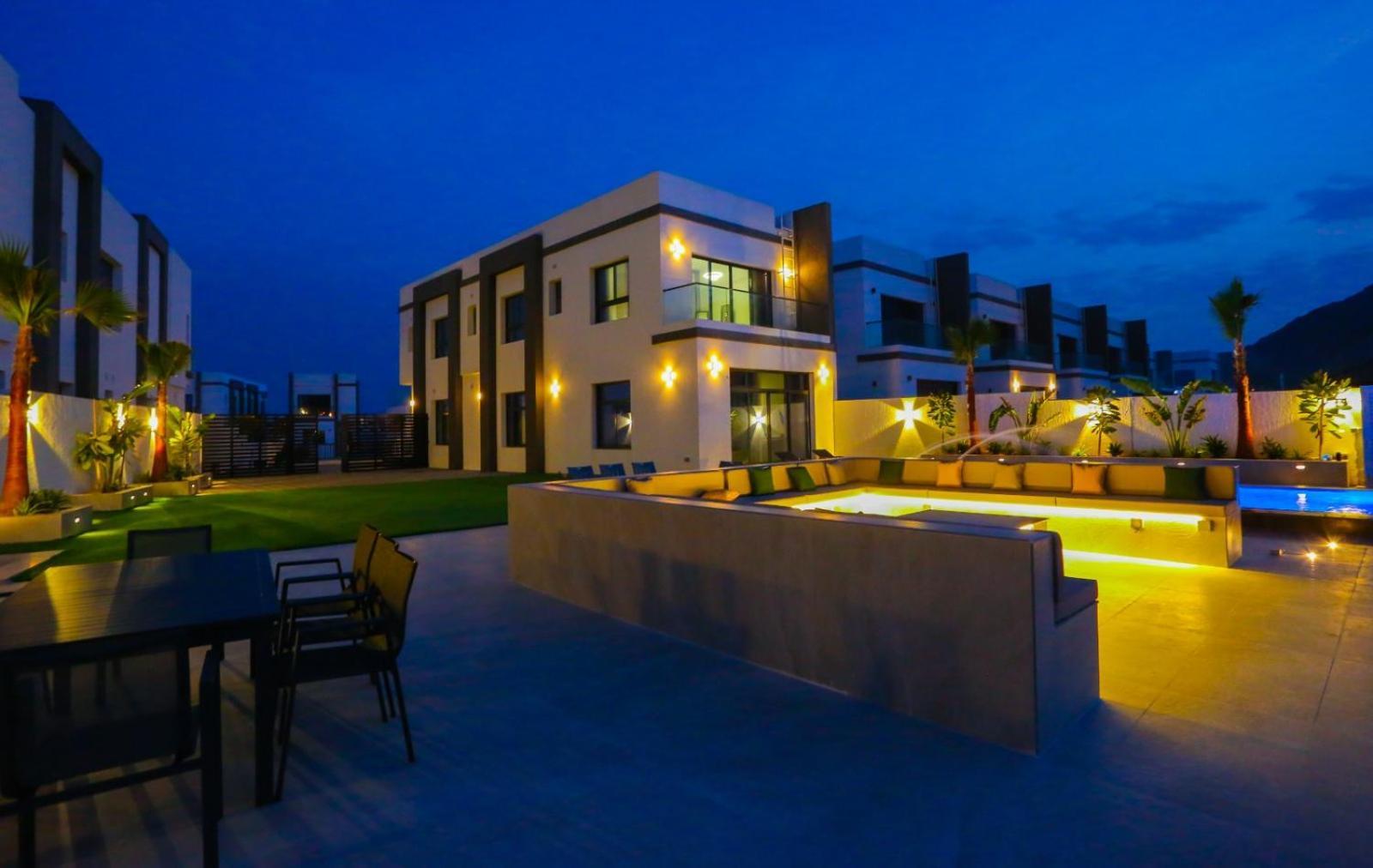 Villa The Wave - Al Dana Island